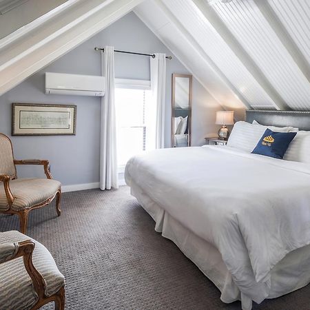 Queen Vic Guest House (Adults Only) Provincetown Bagian luar foto