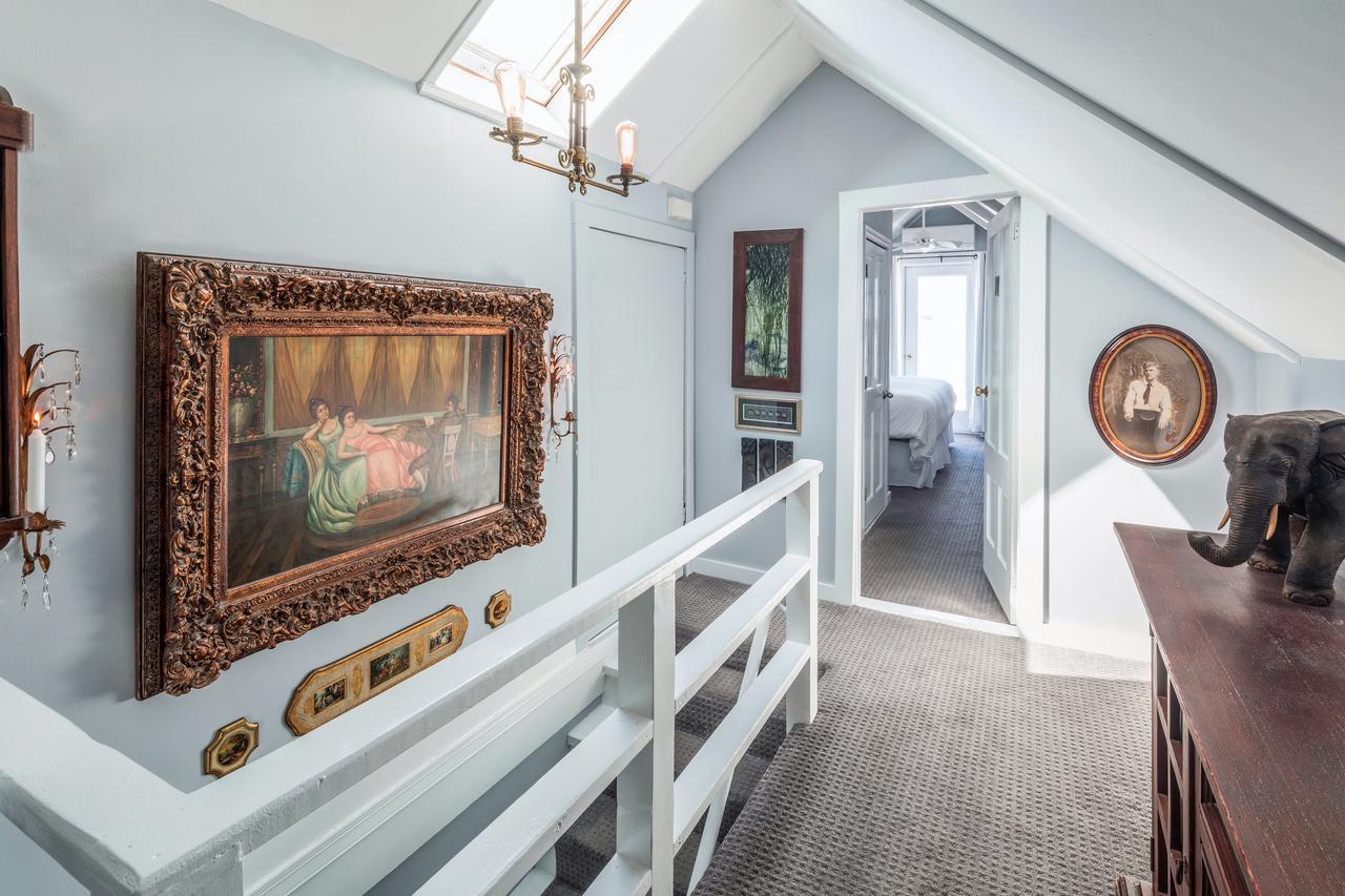 Queen Vic Guest House (Adults Only) Provincetown Bagian luar foto